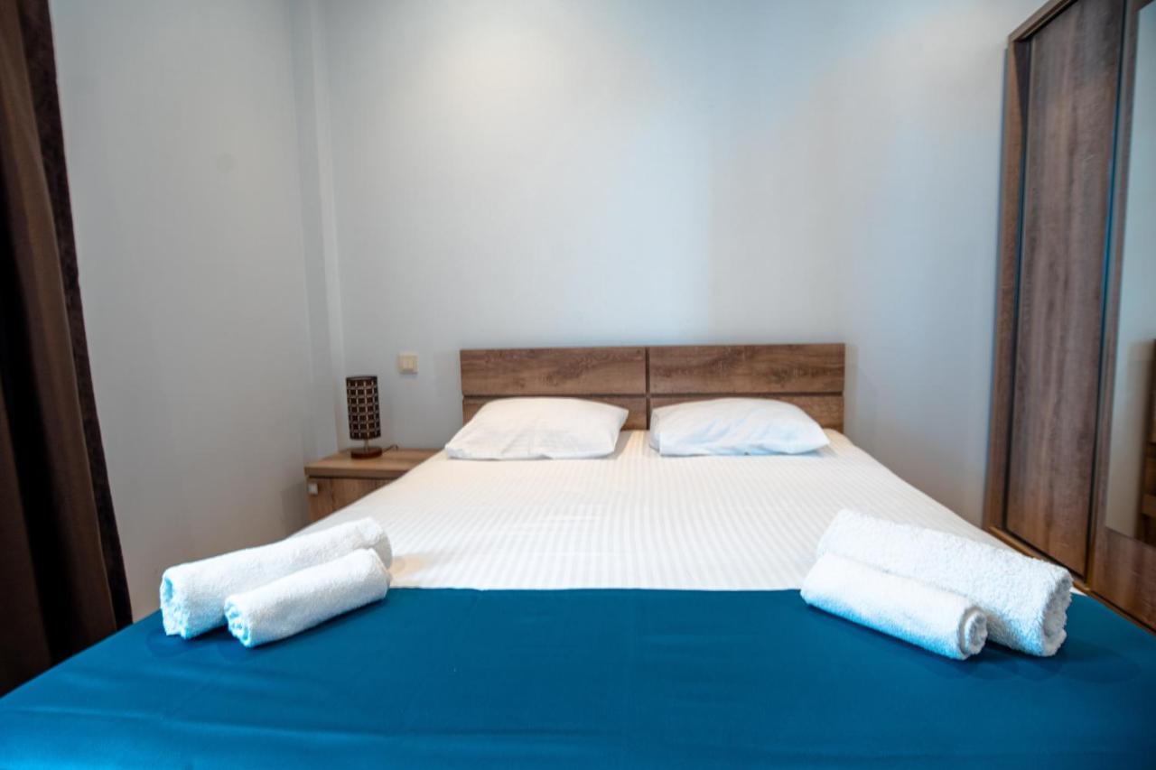 Porto Franco Hotel Batoemi Buitenkant foto