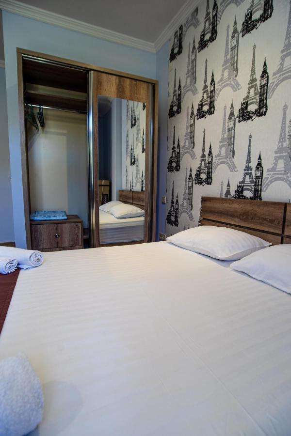 Porto Franco Hotel Batoemi Buitenkant foto