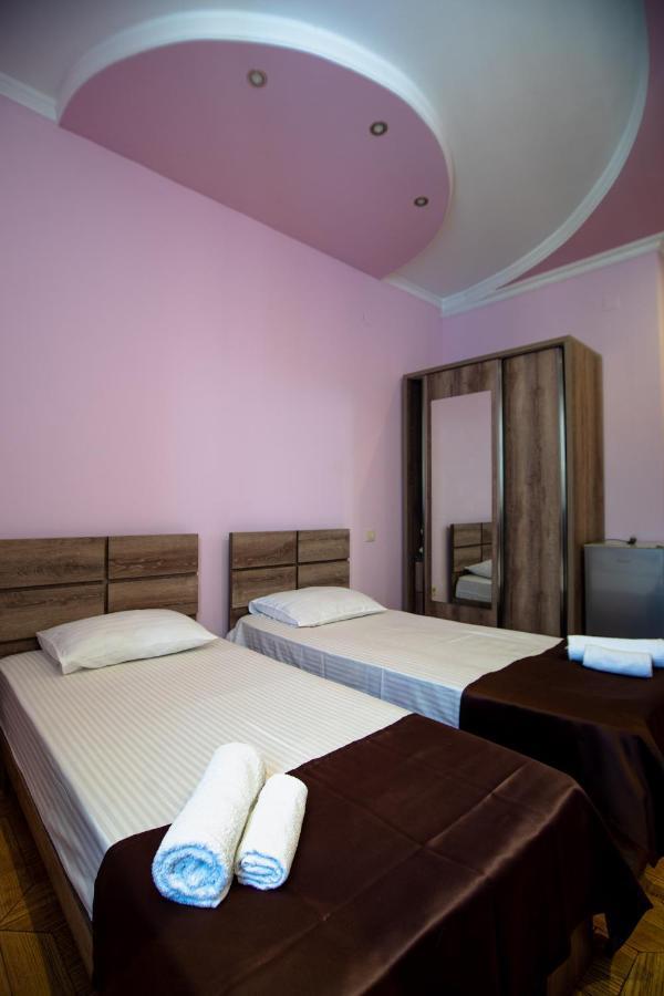 Porto Franco Hotel Batoemi Buitenkant foto