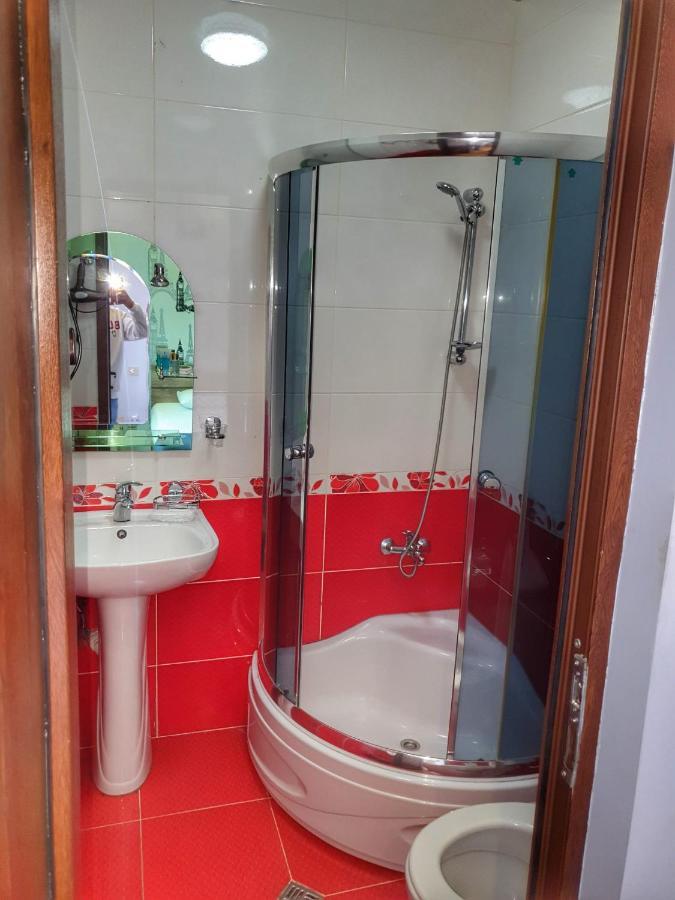 Porto Franco Hotel Batoemi Buitenkant foto